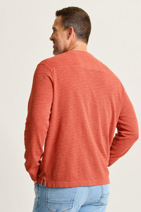 Port Oasis Long-Sleeve Henley